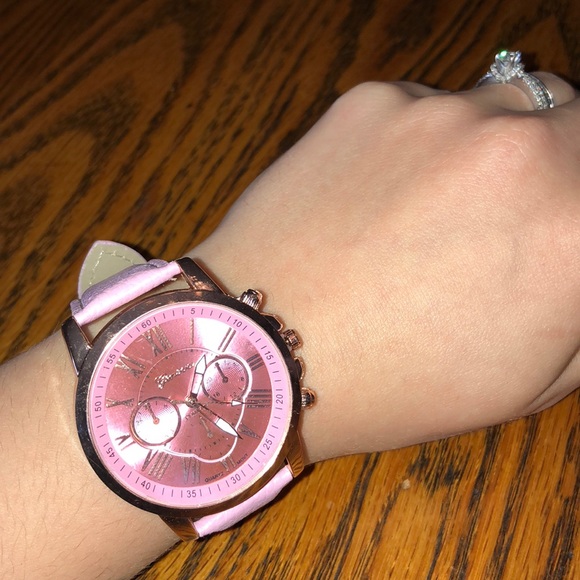 2 for 15 Geneva Watch - Picture 4 of 4